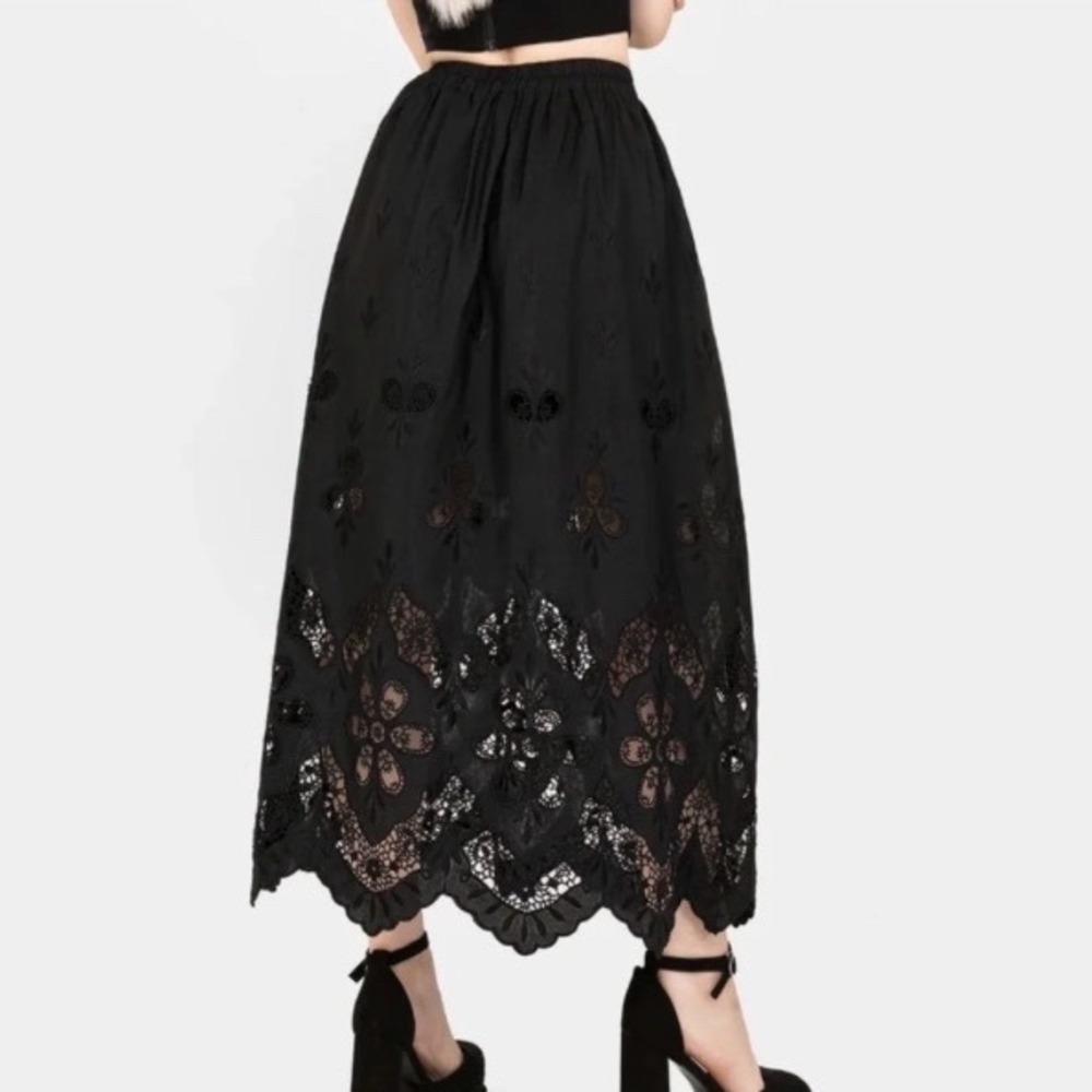Disturbia Maple Broderie Hem Maxi Skirt Black Size 12 New With Tags - Picture 2 of 7